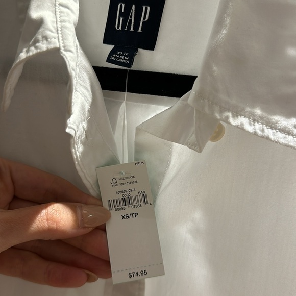 GAP white crop dress shirt - Picture 2 of 2